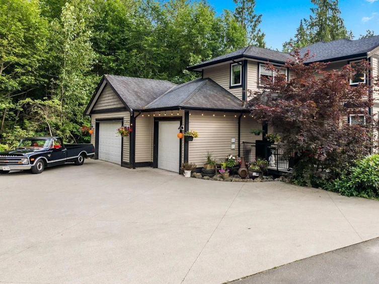 26150 124 Avenue, Maple Ridge, BC, V2W 1C4
