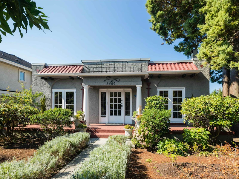 3409 Arbutus Street, Vancouver BC V6J 3Z5