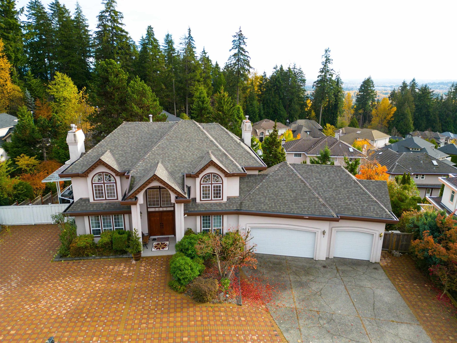 3017 Plateau Boulevard, Coquitlam, BC, V3E 2W7
