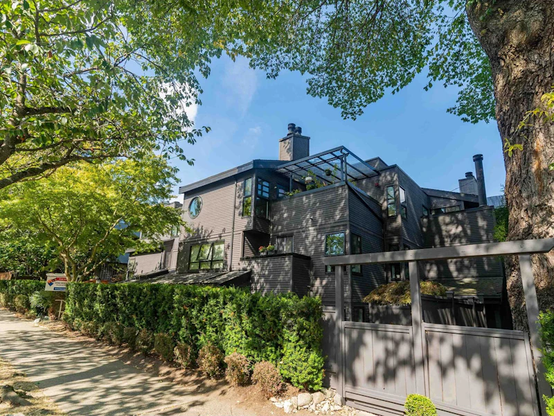 PH2 - 2455 York Avenue, Vancouver BC V6K 1C9