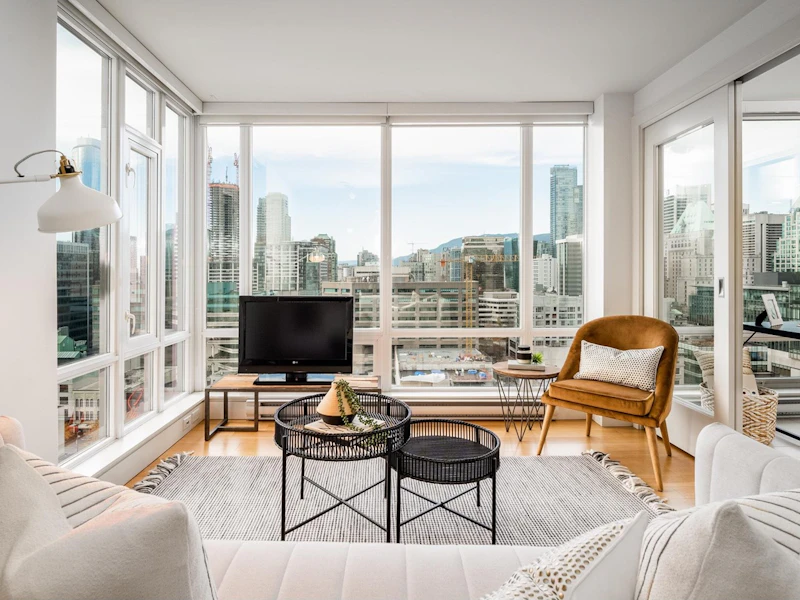 1904 - 565 Smithe Street, Vancouver BC V6B 0E4