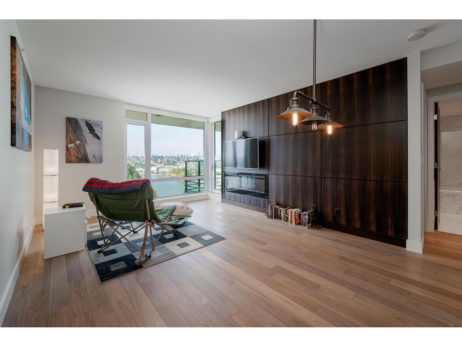 2002-210 Salter Street, New Westminster, BC, V3M 0J9