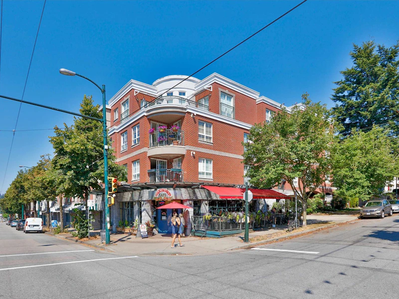 306 - 1989 Dunbar Street, Vancouver BC V6R 4R5