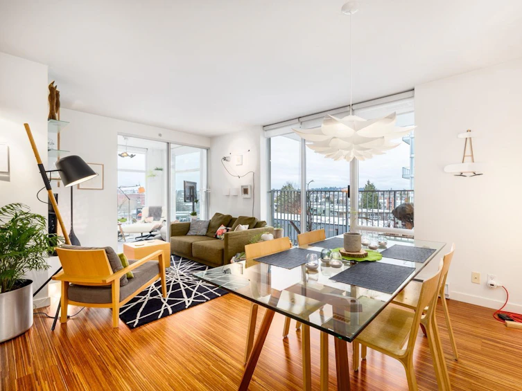 807-328 East 11th Avenue, Vancouver, BC, V5T 4W1