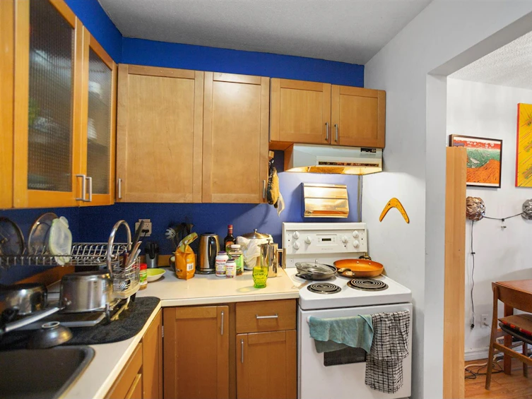 301-825 East 7th Avenue, Vancouver, BC, V5T 1P4