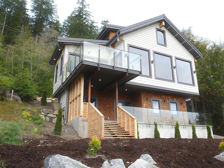6254 Fairway Avenue, Sechelt, BC, V7Z 0L6