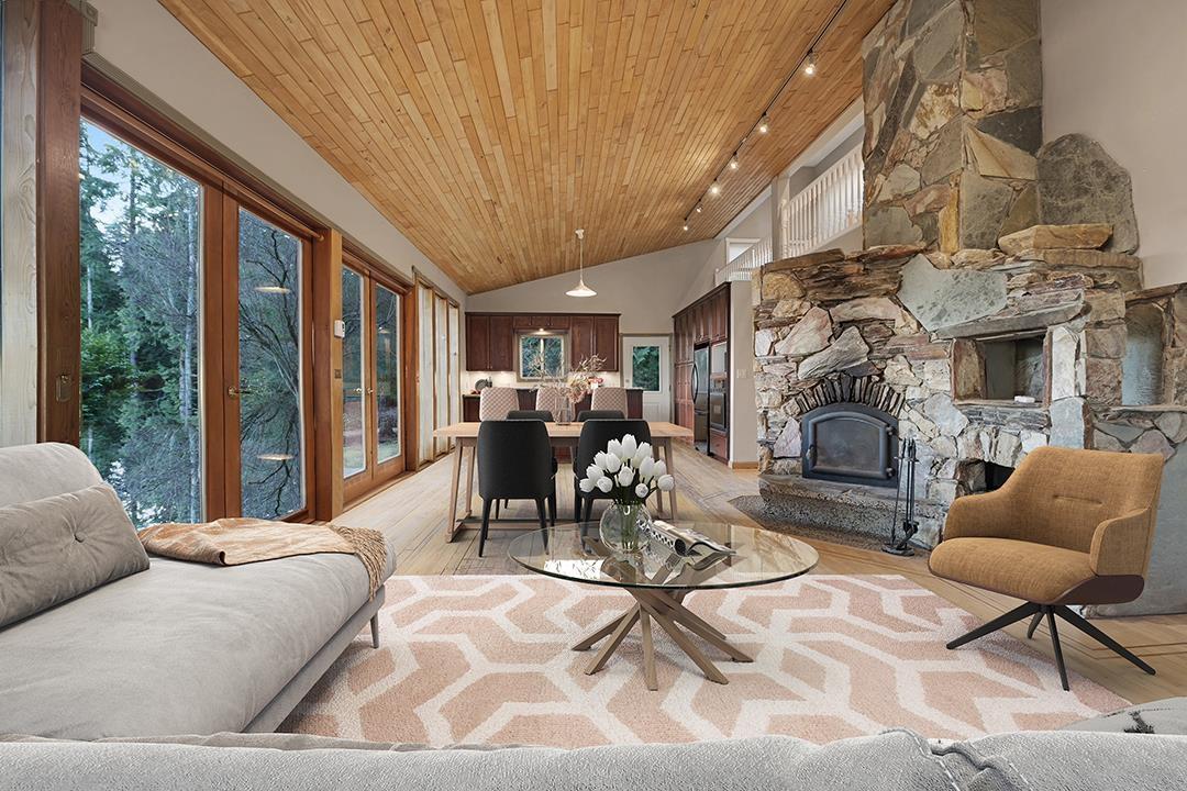 1030 Gilmour Road, Gibsons, BC, V0N 1V7