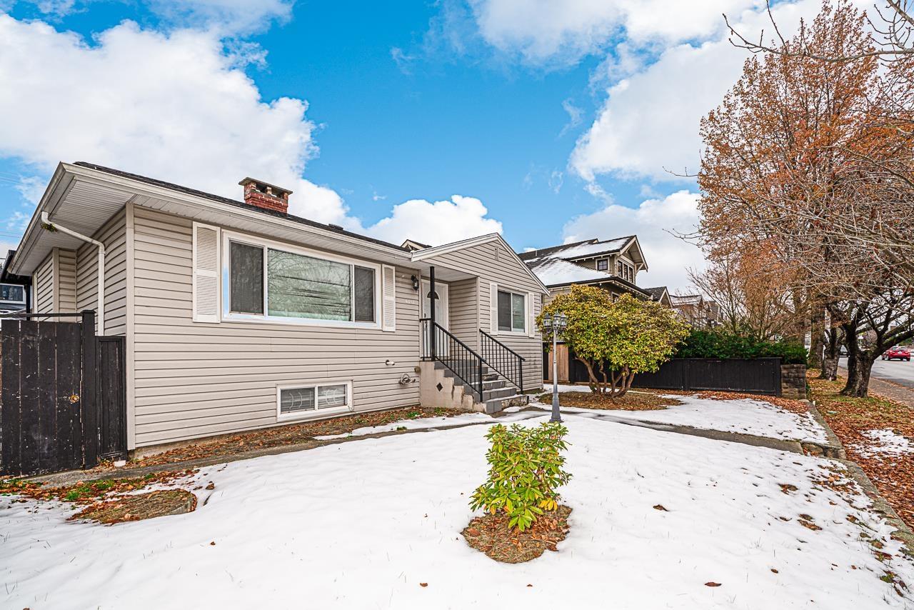 4557 Parker Street, Burnaby, BC, V5C 3E1