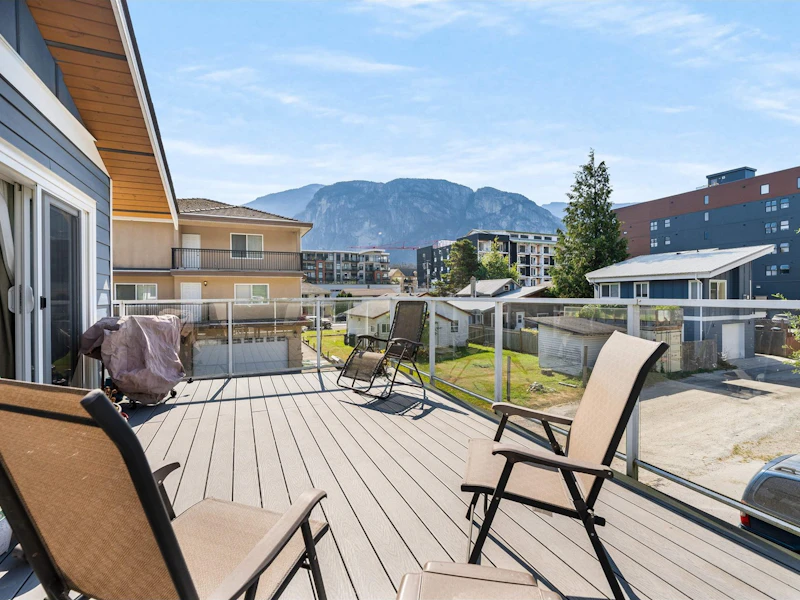 38054 Fourth Avenue, Squamish BC V8B 0J7