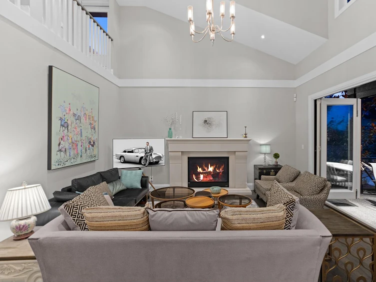 434 Felton Place, North Vancouver, BC, V7G 1Z9