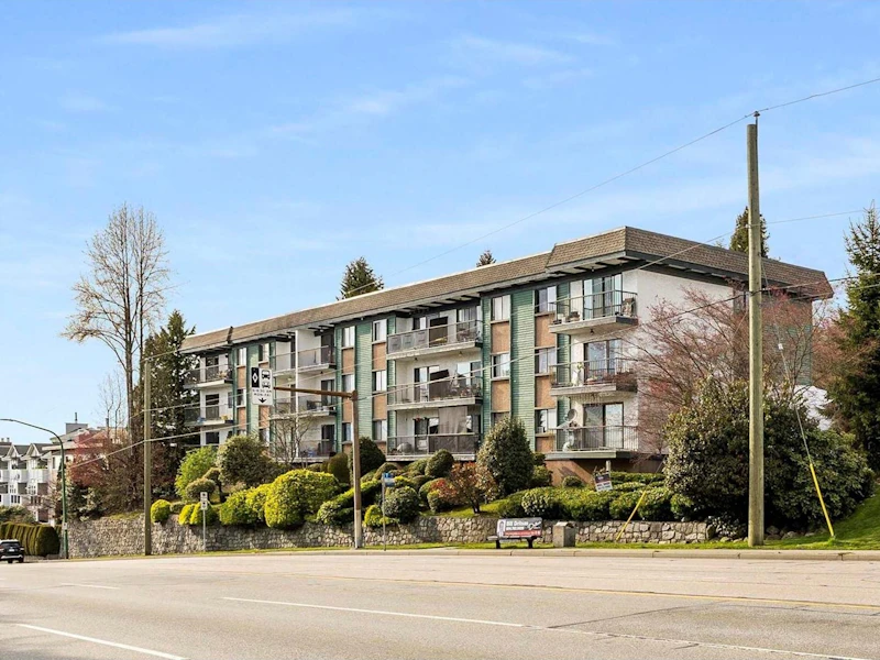 204 - 5450 Empire Drive, Burnaby BC V5B 1N4