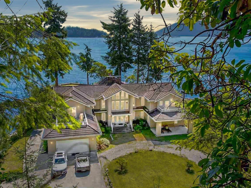 1574 Smith Road, Gibsons BC