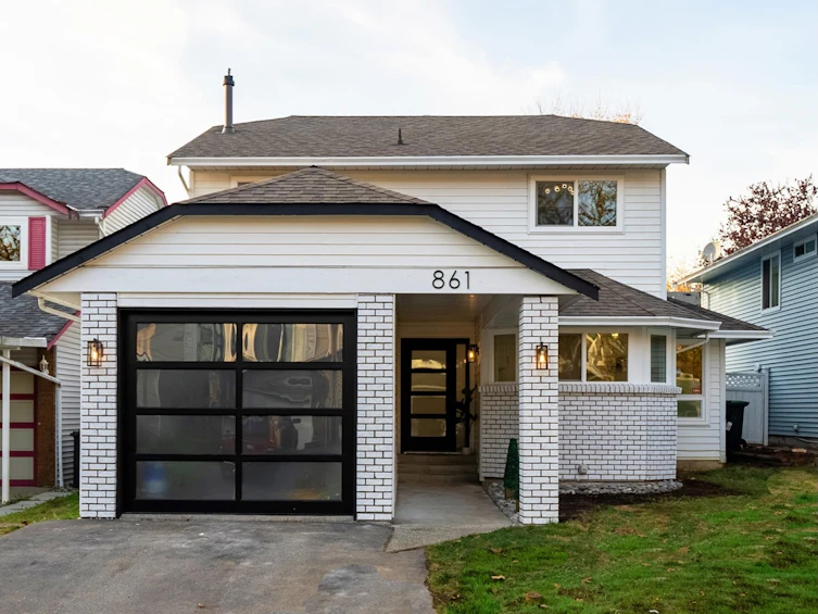 861 Porteau Place, North Vancouver, BC, V7H 2P8