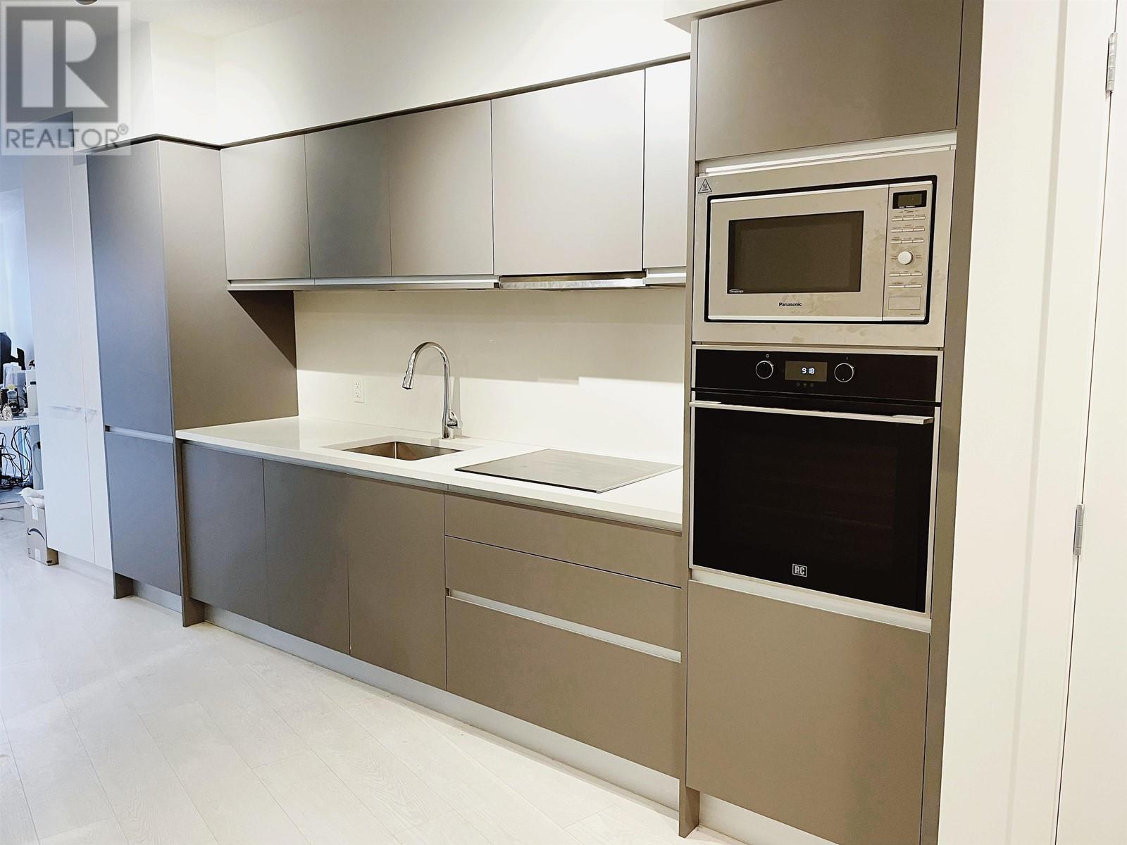 310-180 East 2nd Avenue, Vancouver, BC, V5T 0K4