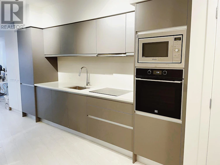 310-180 East 2nd Avenue, Vancouver, BC, V5T 0K4