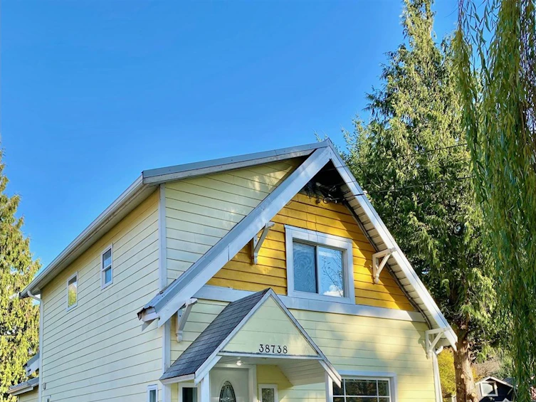 38738 Buckley Avenue, Squamish, BC, V8B 0E8