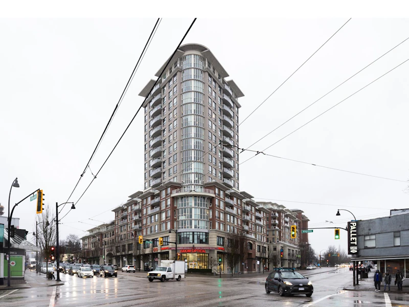 411 - 4028 Knight Street, Vancouver BC V5N 5Y8