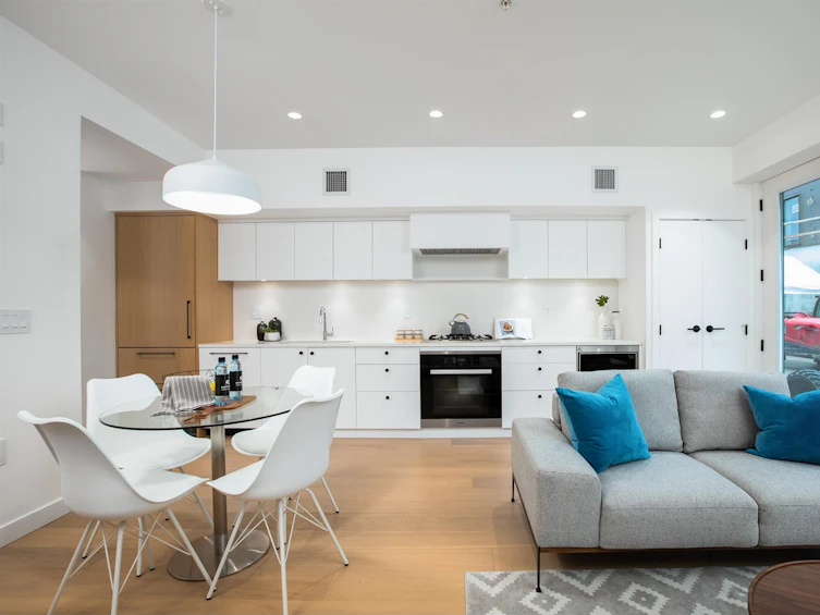 66 West King Edward Avenue, Vancouver, BC, V5Y 0N6