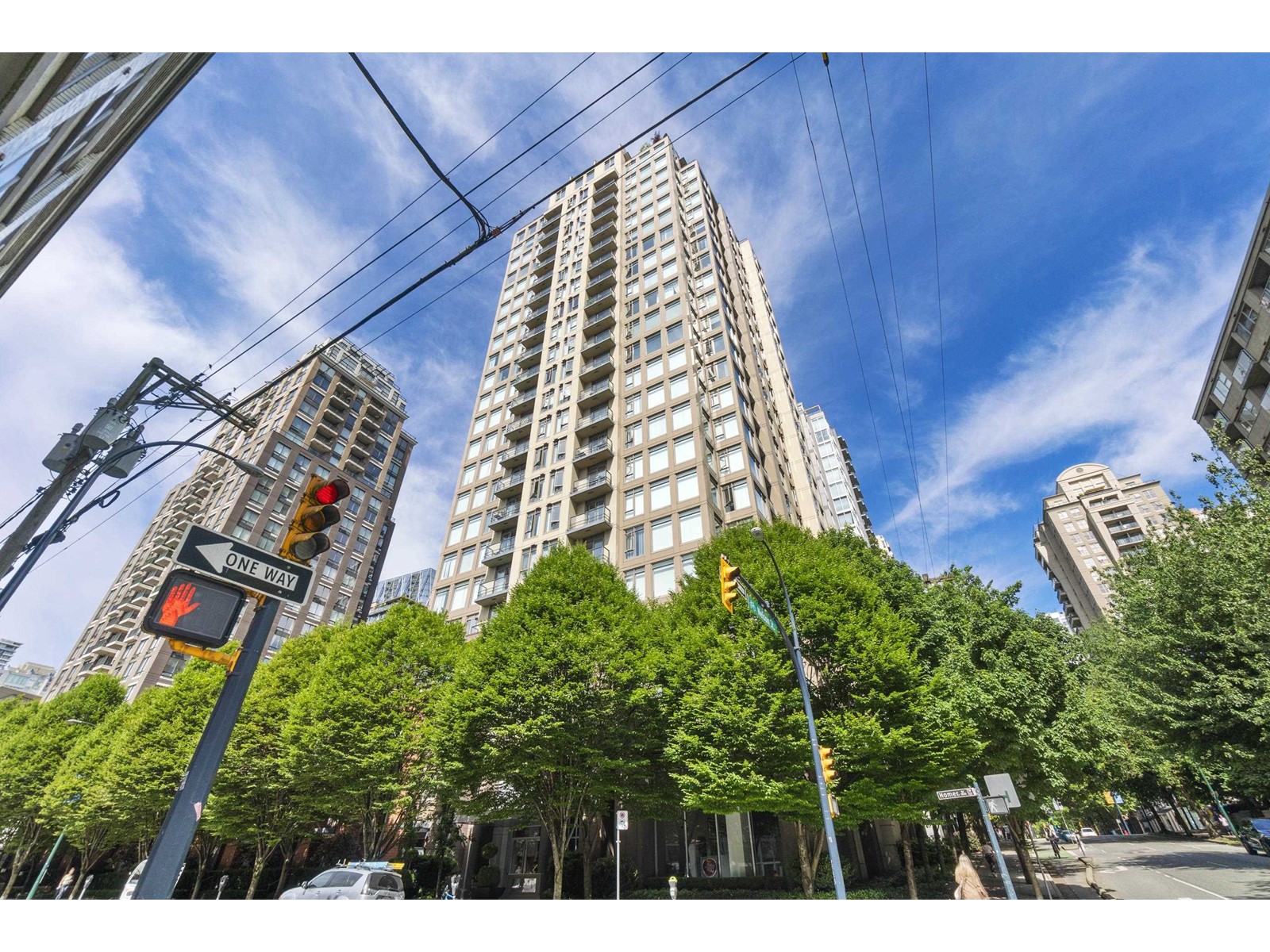 1605-1001 Homer Street, Vancouver, BC, V6B 1M9
