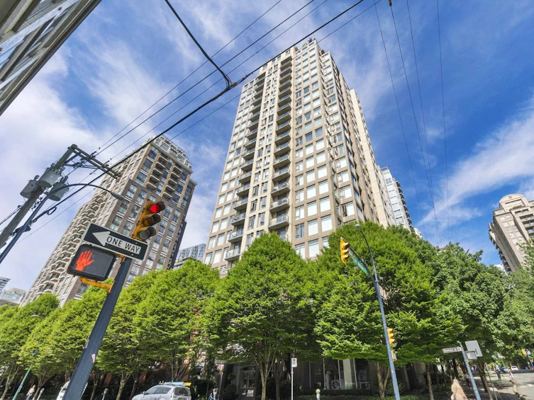1605-1001 Homer Street, Vancouver, BC, V6B 1M9