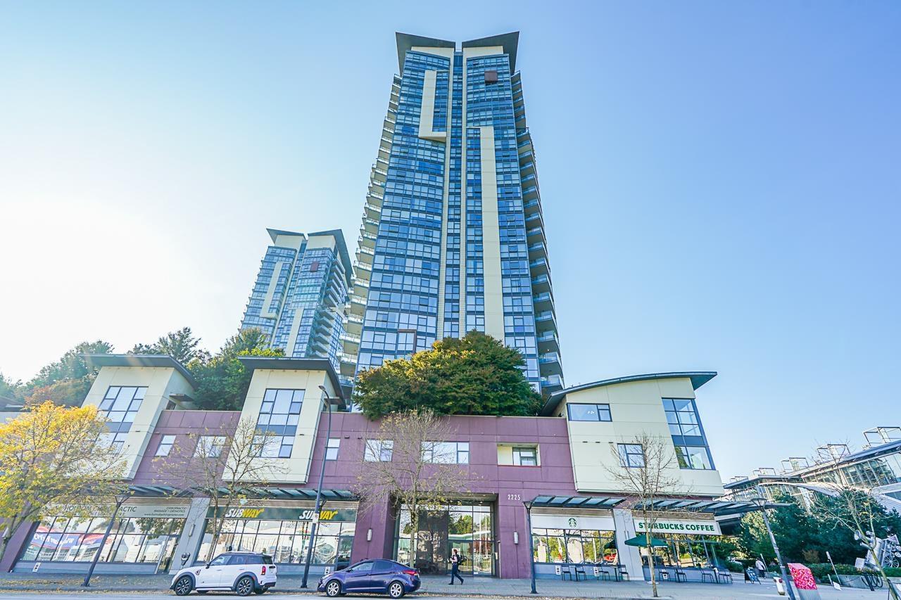 304-2225 Holdom Avenue, Burnaby, BC, V5B 0A1