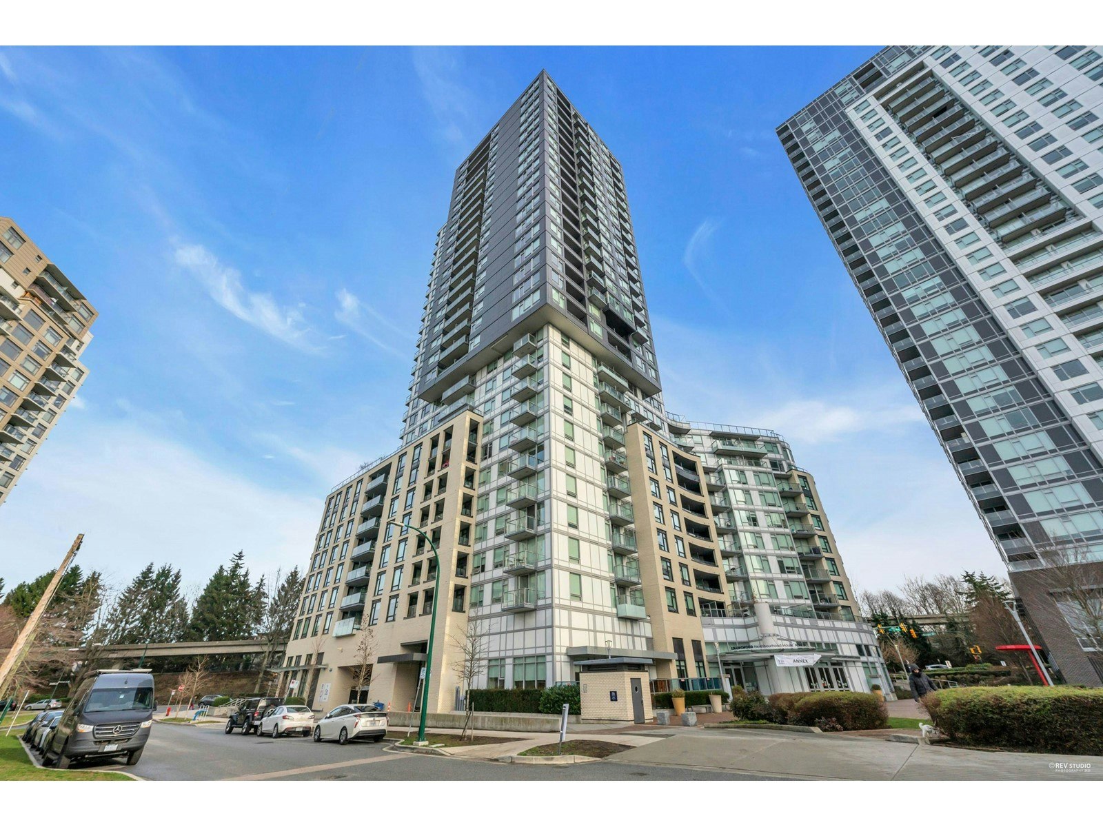 704-5470 Ormidale Street, Vancouver, BC, V5R 0G6