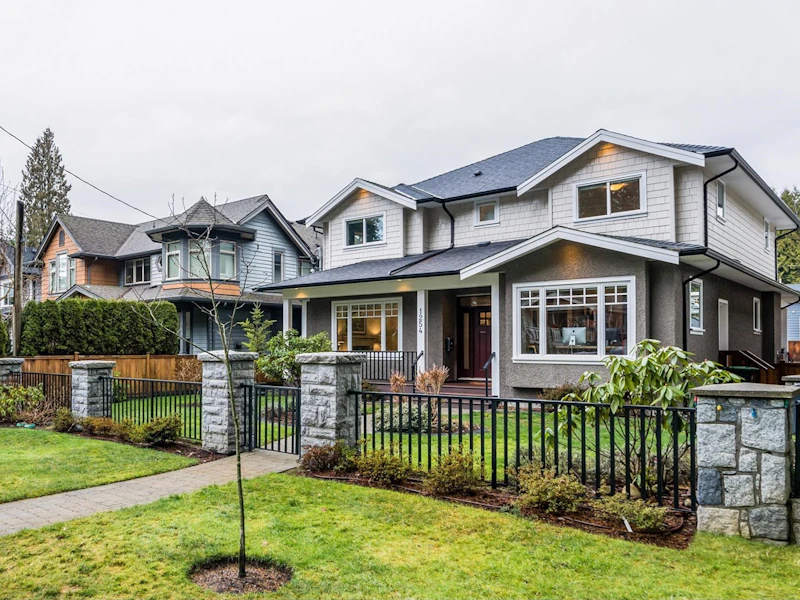 1254 W 22nd Street, North Vancouver BC V7P 2G1
