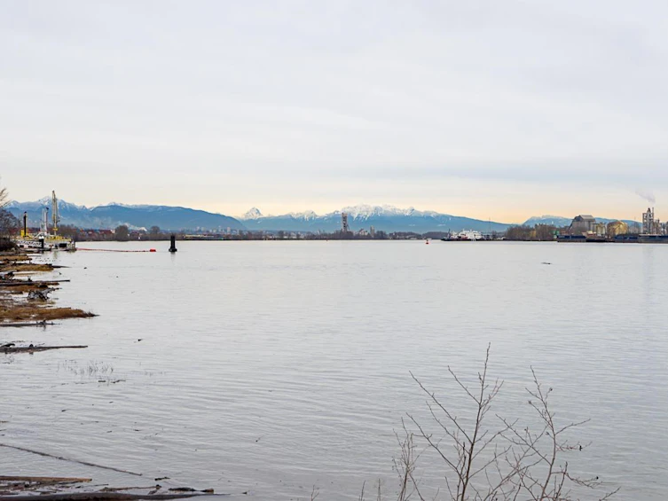 108-14200 Riverport Way, Richmond, BC, V6W 1M4