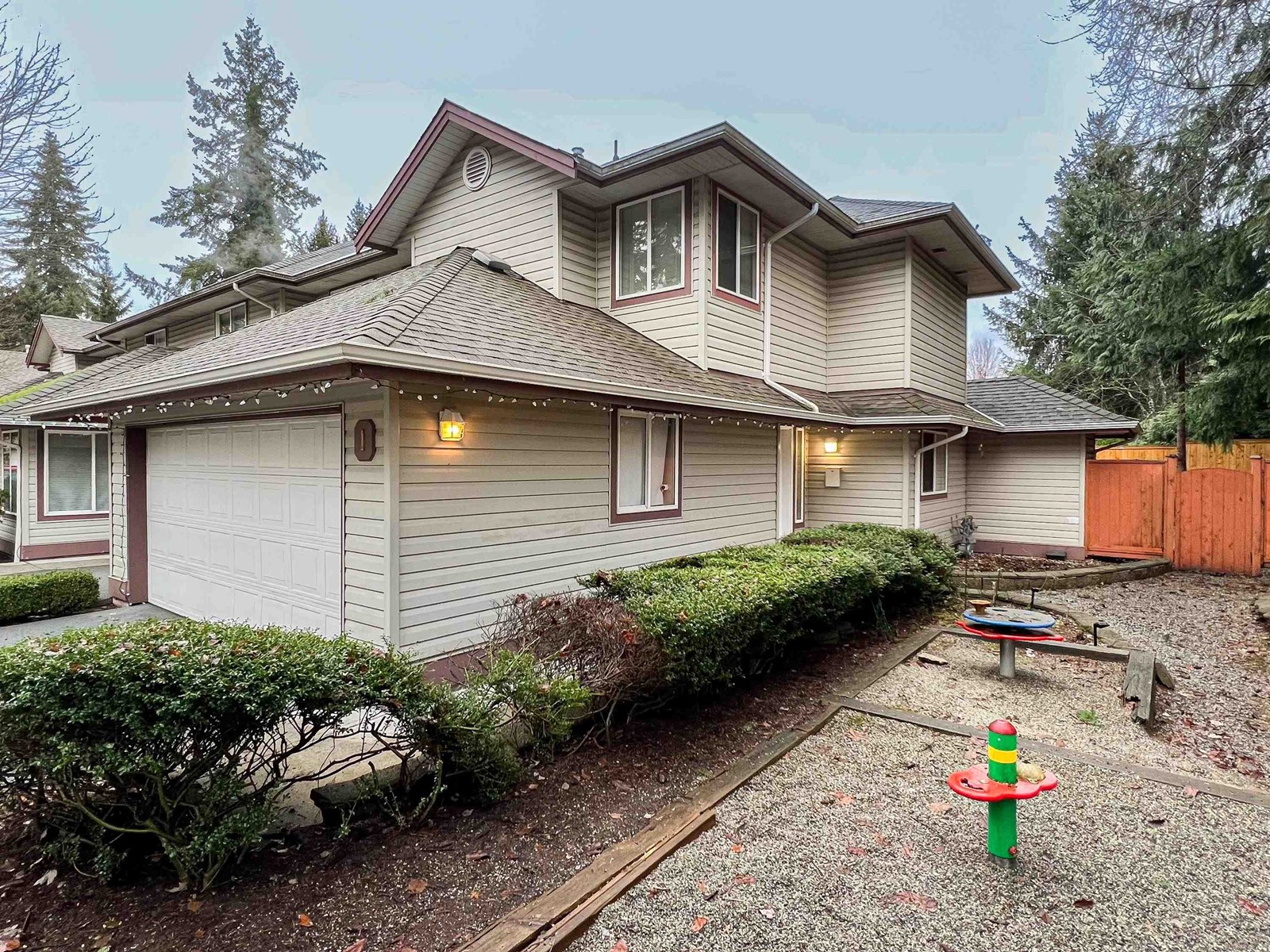 1-20985 Camwood Avenue, Maple Ridge, BC, V2X 2N9