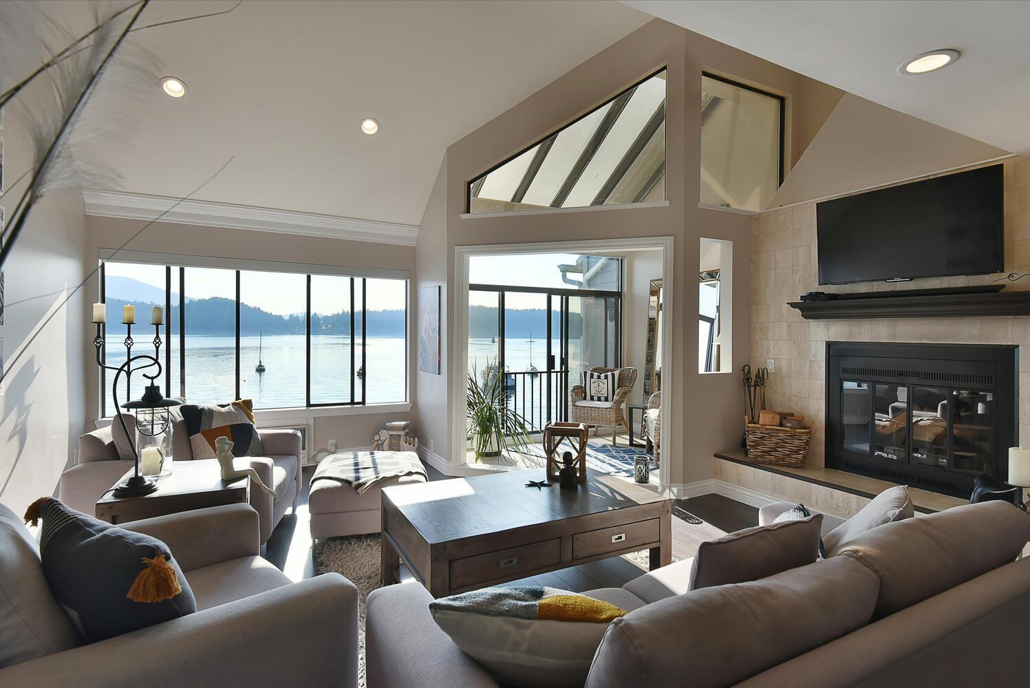 508 Marine Drive, Gibsons, BC, V0N 1V1