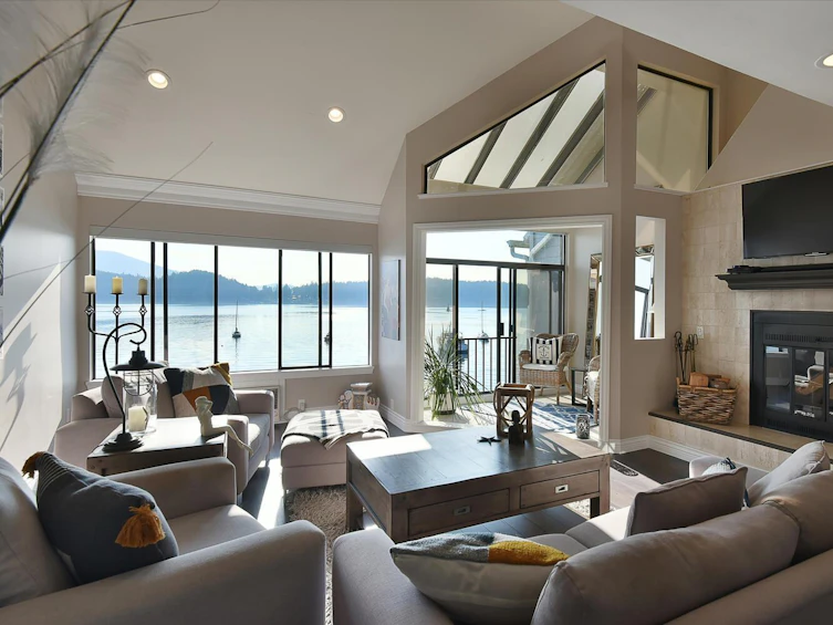 508 Marine Drive, Gibsons, BC, V0N 1V1
