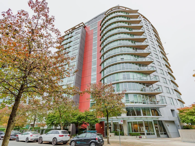 978 Cooperage Way, Vancouver BC V6B 0C3