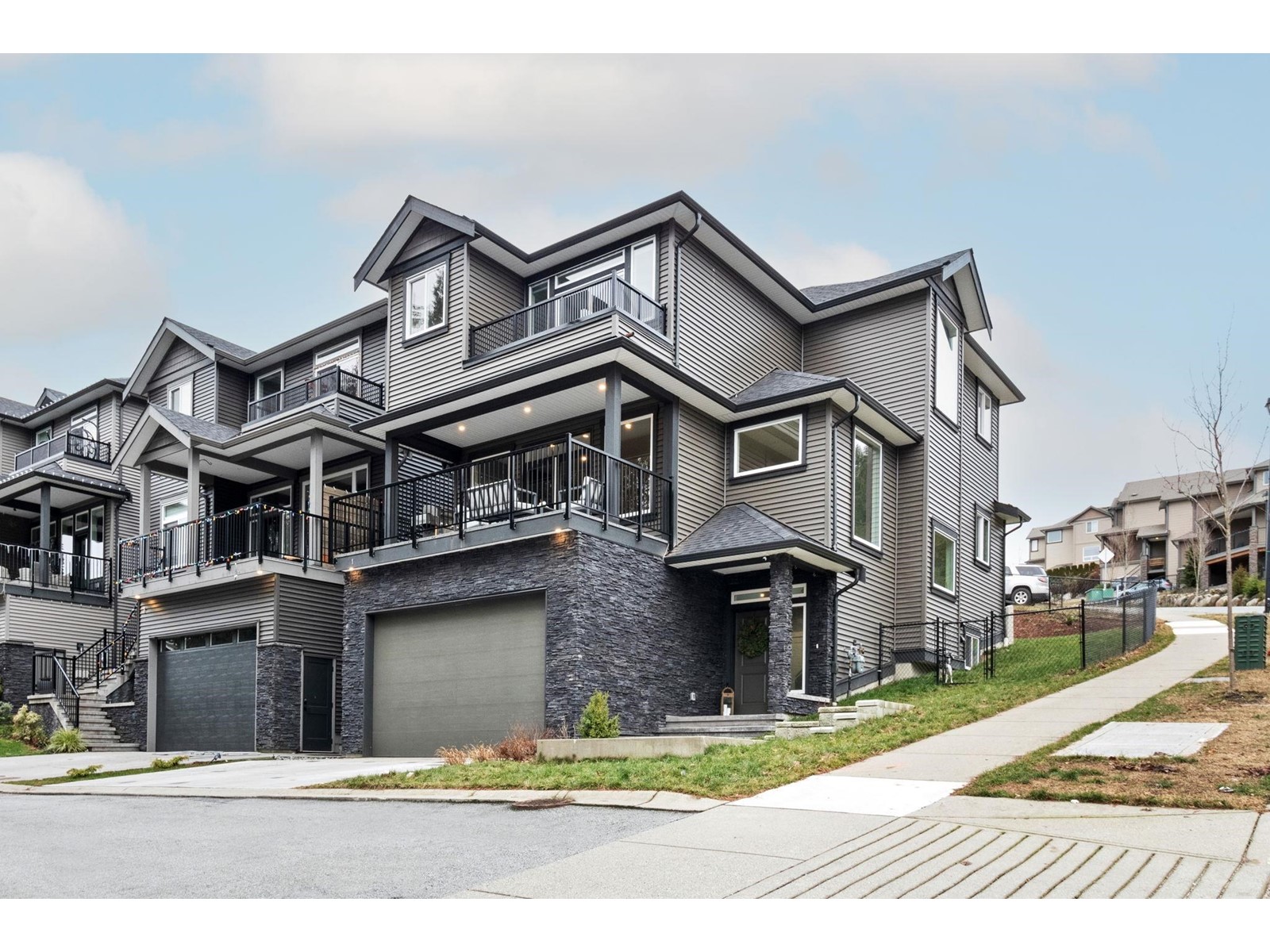 1-23527 Larch Avenue, Maple Ridge, BC, V4R 2S6