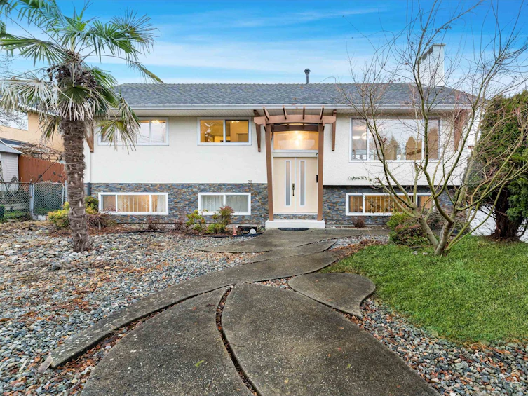 283 Mundy Street, Coquitlam, BC, V3K 5M1