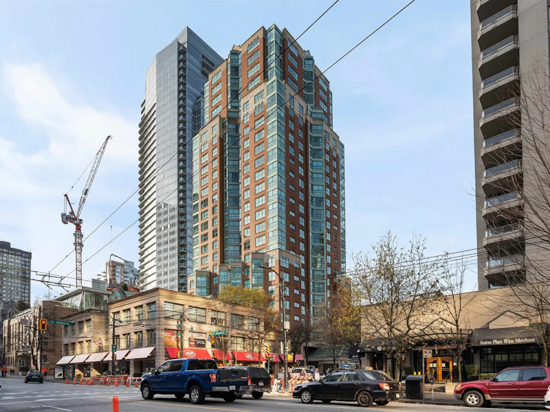 2002 - 909 Burrard Street, Vancouver BC V6Z 2N2