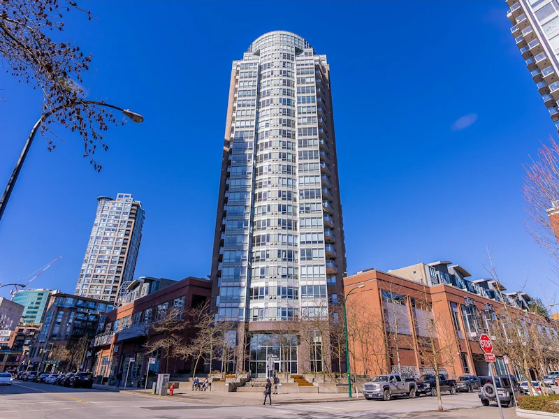 2510 - 63 Keefer Place, Vancouver BC V6B 6N6