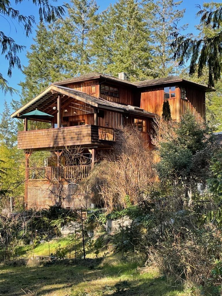 4509 Pollock Road, Pender Harbour Egmont, BC, V0N 2H1