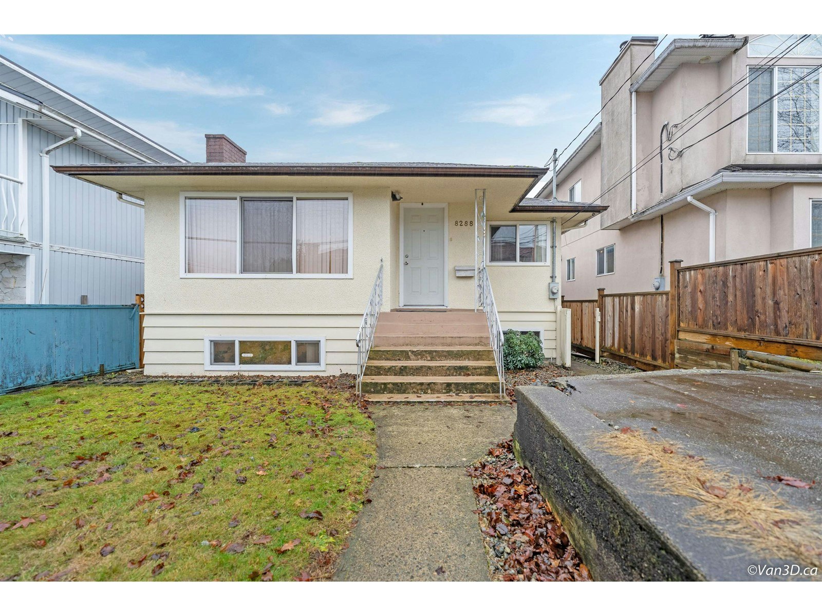 8288 12th Avenue, Burnaby, BC, V3N 2L4