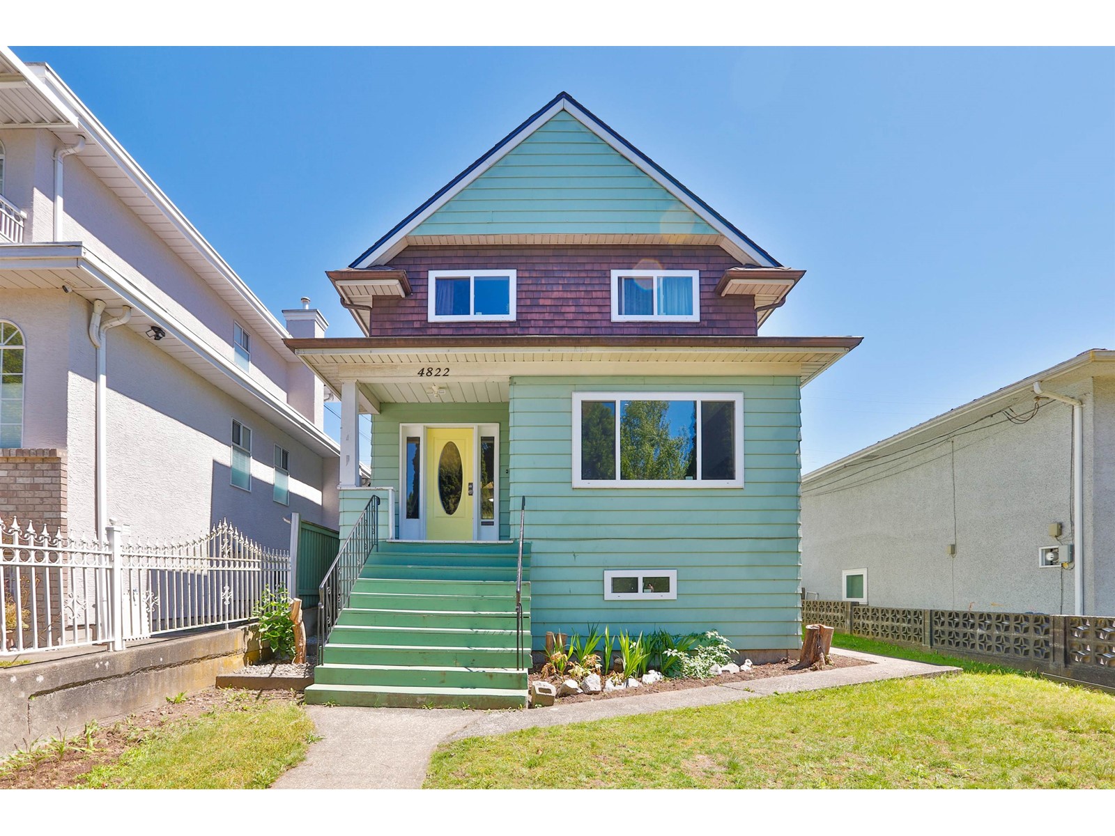 4822 Joyce Street, Vancouver, BC, V5R 4G3