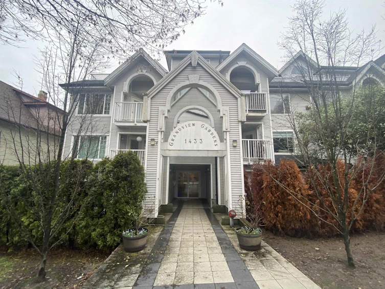 PH1-1433 East 1st Avenue, Vancouver, BC, V5N 1A4