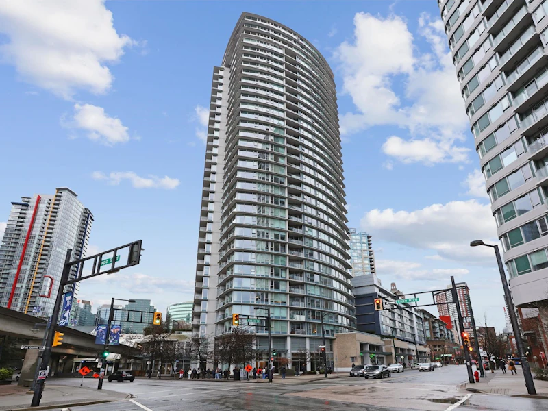 906 - 689 Abbott Street, Vancouver BC V6B 0J2