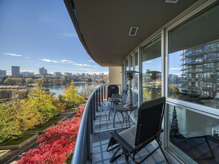 608-1383 Marinaside Crescent, Vancouver, BC, V6Z 2W9