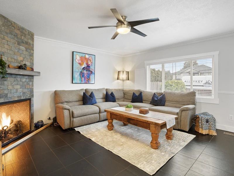 20665 Lorne Avenue, Maple Ridge BC V2X 1H4