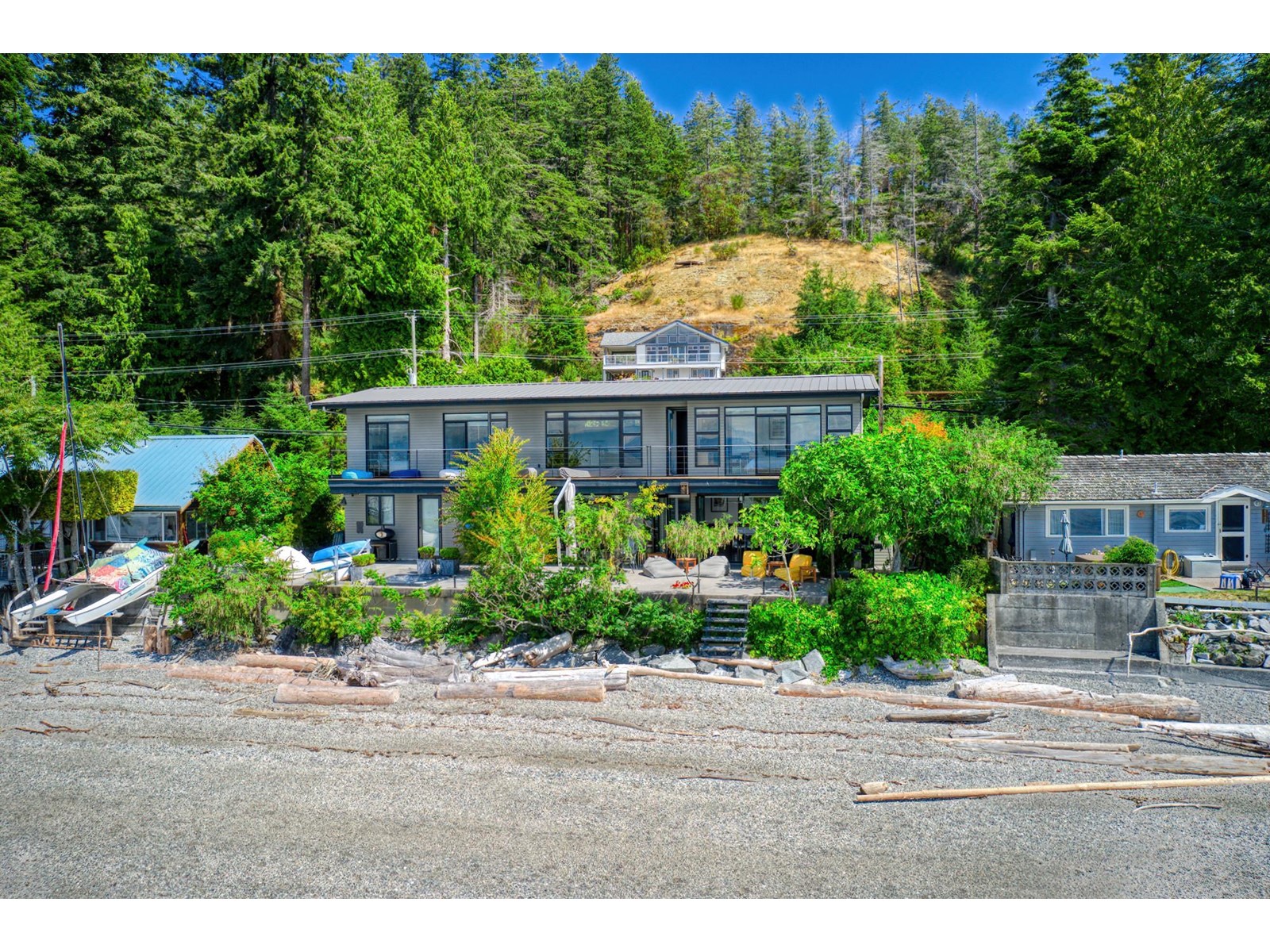 6823 Sunshine Coast Highway, Sechelt, BC, V7Z 0N1