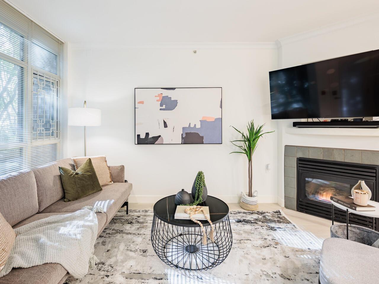 100-1068 Hornby Street, Vancouver, BC, V6Z 2Y7