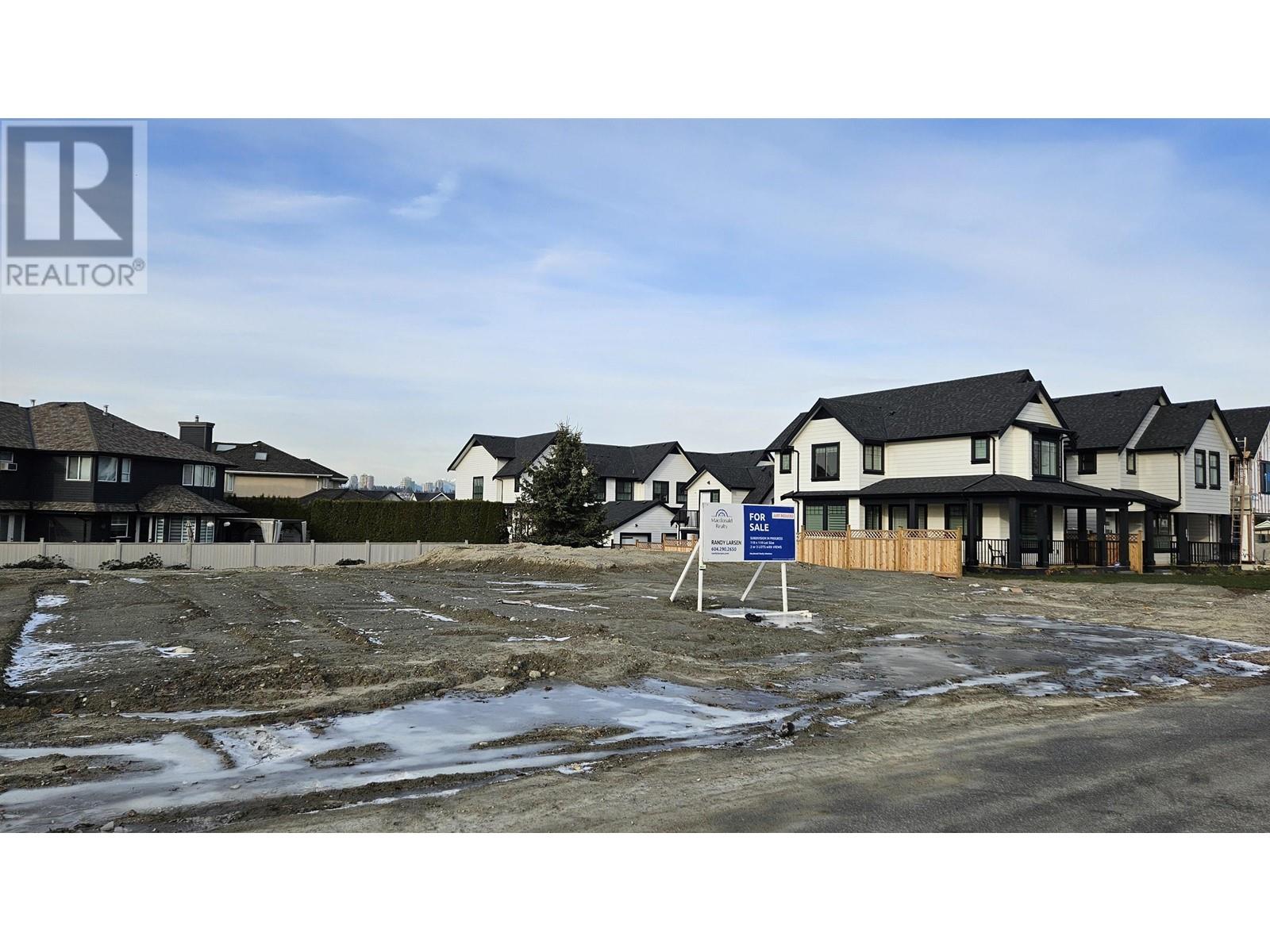 1128 SOUTH South Dyke Road, New Westminster, BC, V3M 5A2