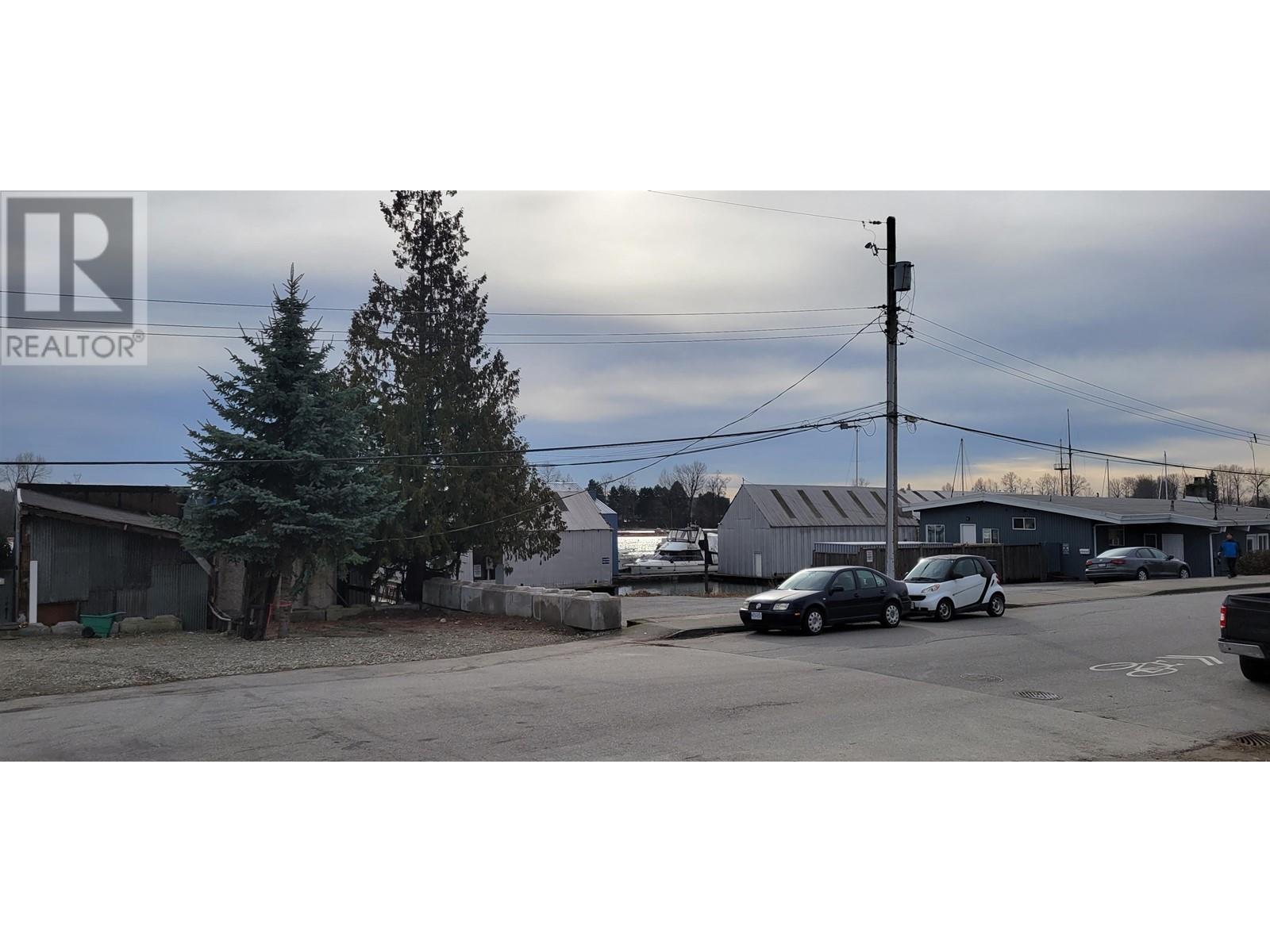 1128 SOUTH South Dyke Road, New Westminster, BC, V3M 5A2 - 5