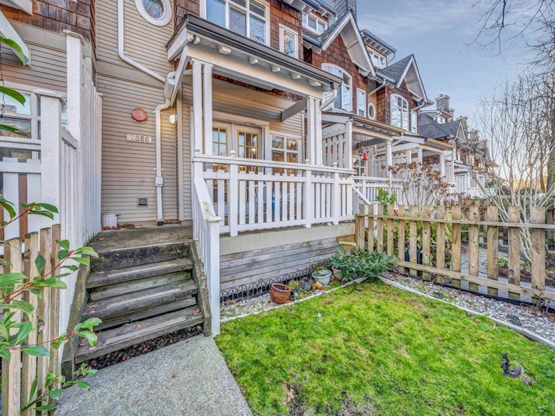 2886 E Kent Avenue South Street, Vancouver BC V5S 4T4