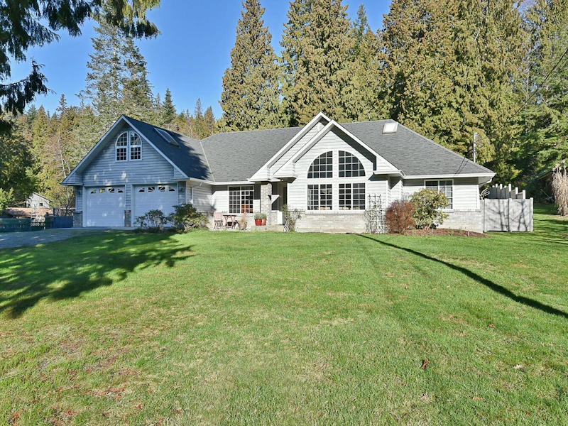 8214 Redrooffs Road, Secret Cove BC