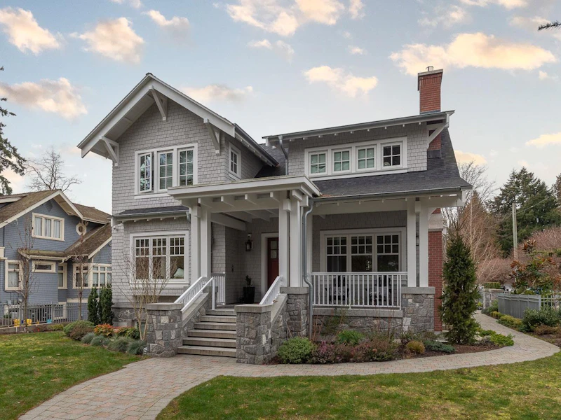 6311 Larch Street, Vancouver BC V6M 4E8